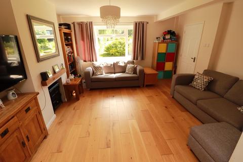 96 Merlin Way, Chipping Sodbury, Bristol, BS37 6XT