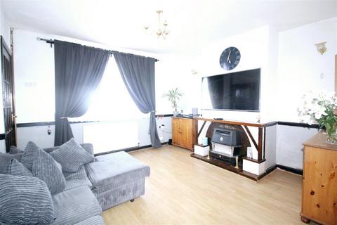 35 Sutton Road, London, E17 5QA