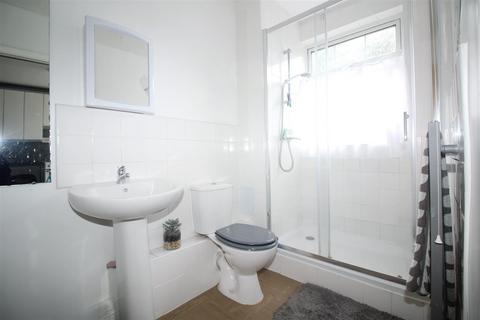 35 Sutton Road, London, E17 5QA