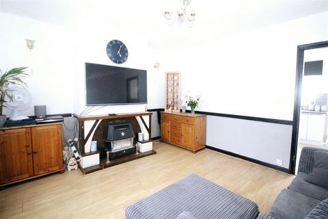 35 Sutton Road, London, E17 5QA