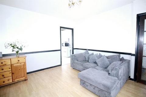35 Sutton Road, London, E17 5QA