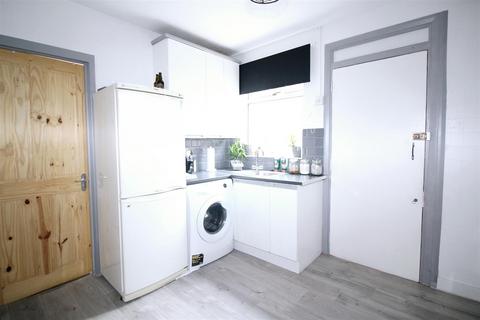 35 Sutton Road, London, E17 5QA
