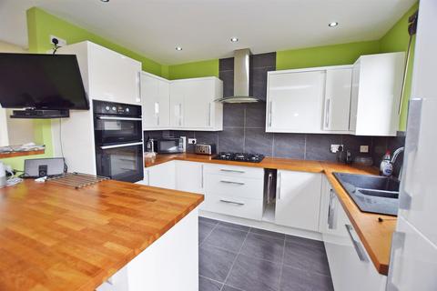 4 bedroom detached house for sale, Berengrave Lane, Rainham