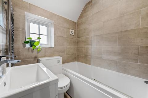 3a High Street, Sunninghill, Ascot, SL5 9NQ