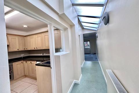 3 bedroom end of terrace house for sale - Cae Dre Street, Bridgend, CF31 4AY