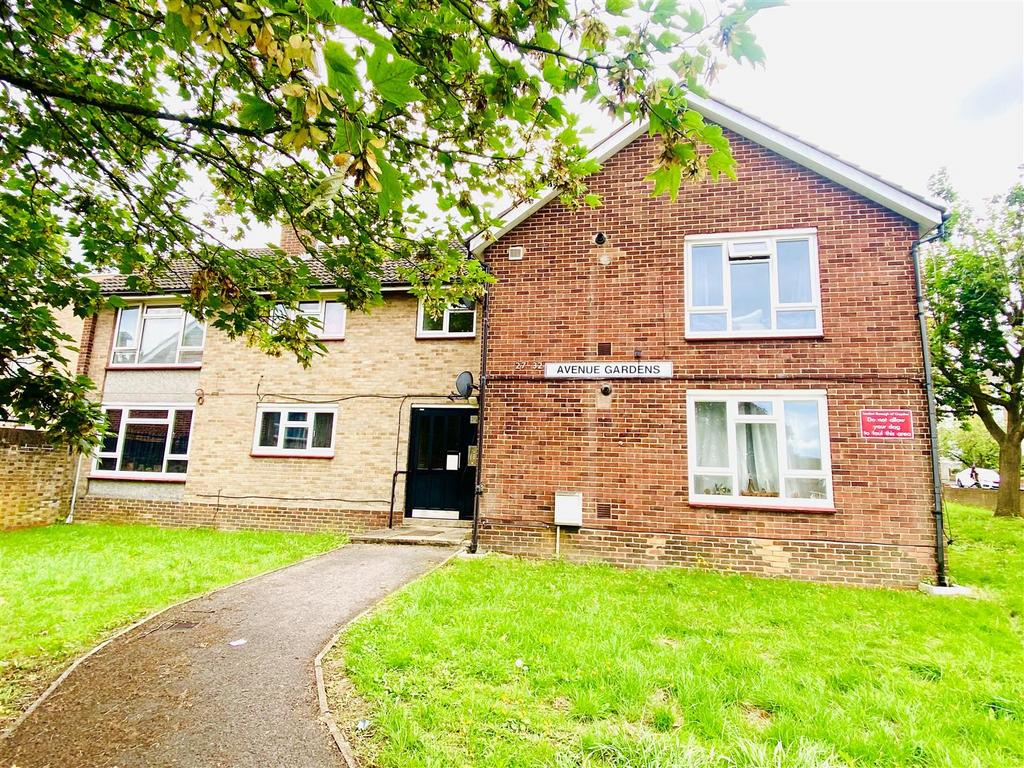 Avenue Gardens, London 1 bed flat for sale £210,000