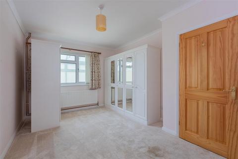 13 Burcot Gardens, Maidenhead, SL6 7UR