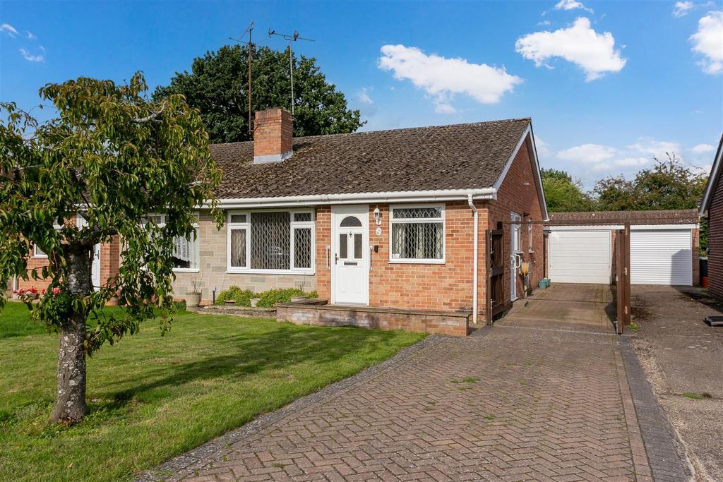 Hungerford Drive, Maidenhead 3 bed bungalow for sale - £435,000