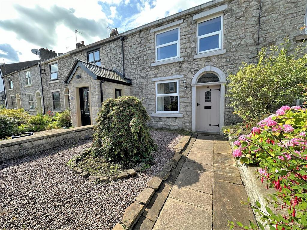 Victoria Street, Clitheroe, Ribble Valley 2 bed terraced house for sale