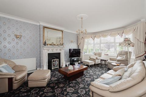 56 Higher Drive, Banstead, SM7 1PQ
