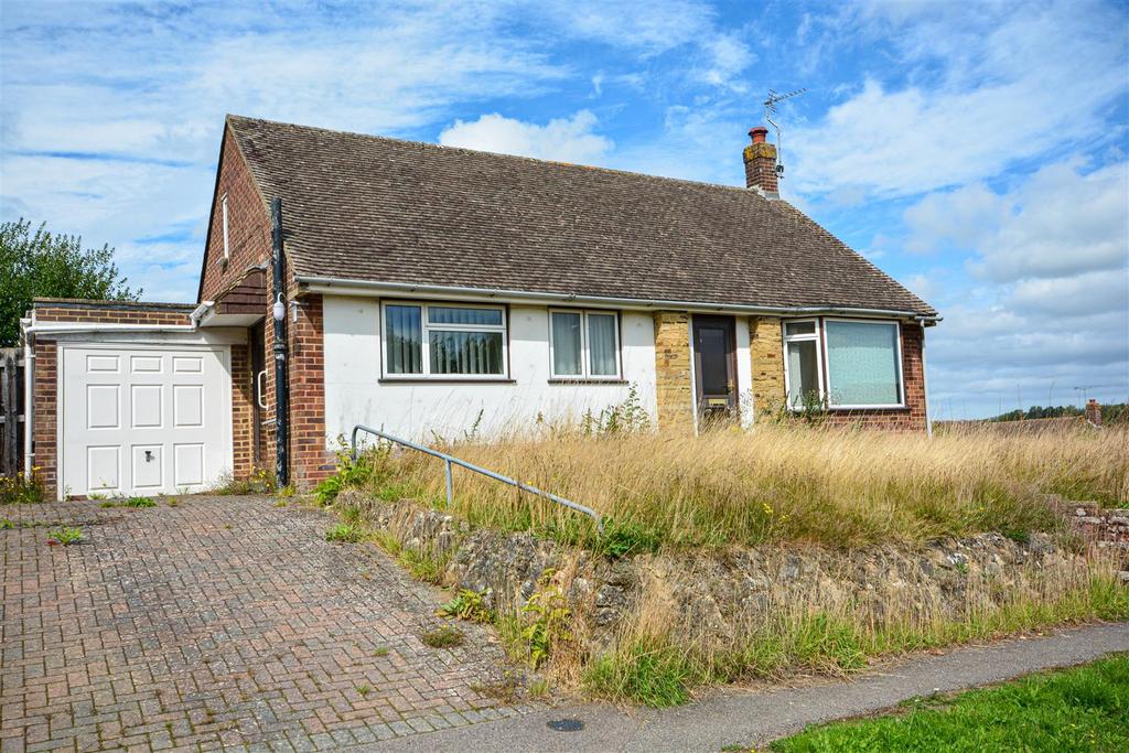 Fayre Meadow, Robertsbridge 2 bed bungalow for sale £325,000
