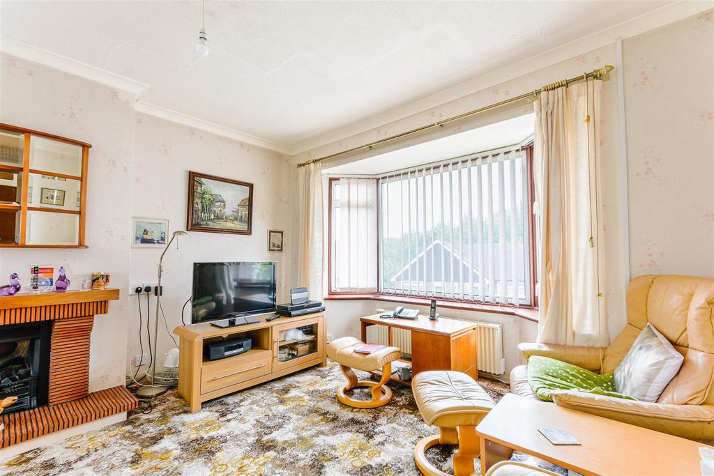 Fayre Meadow, Robertsbridge 2 bed bungalow for sale £325,000