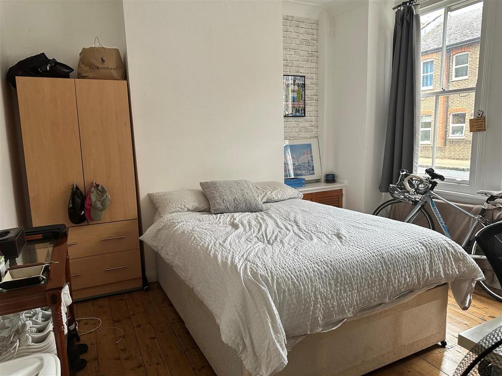 Main Bedroom, Tennyson Street, Battersea