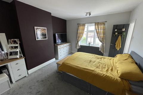 29 Manor Road, Darlington, DL3 8ET