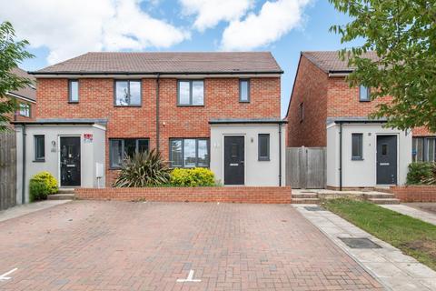2 Forrest Shaw, Ebbsfleet Valley, Swanscombe, DA10 1AF