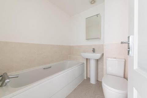 2 Forrest Shaw, Ebbsfleet Valley, Swanscombe, DA10 1AF