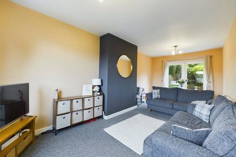 69 Grasmere Road, Bradford, BD2 4HX