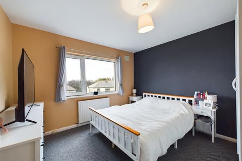 69 Grasmere Road, Bradford, BD2 4HX