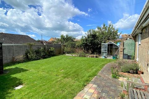 2 bedroom detached bungalow for sale, Hurstwood Close, Bexhill-on-Sea, TN40