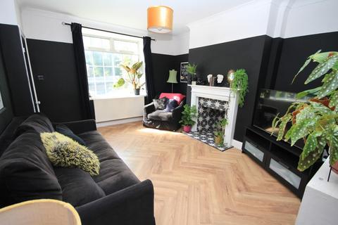 93 Albion Road, Bradford, BD10 9QL