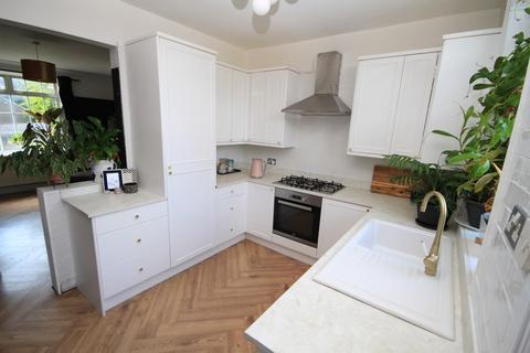 93 Albion Road, Bradford, BD10 9QL
