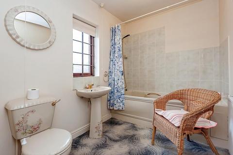 367 Halifax Road, Brighouse, HD6 2QJ