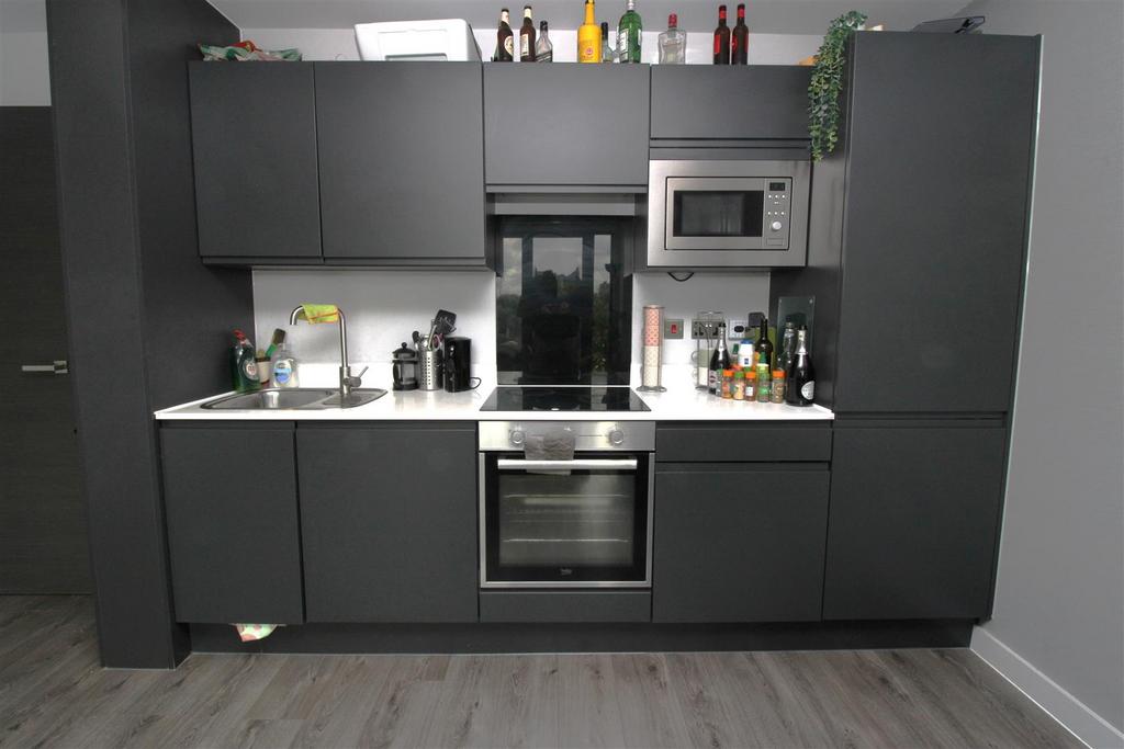 Kitchen.JPG