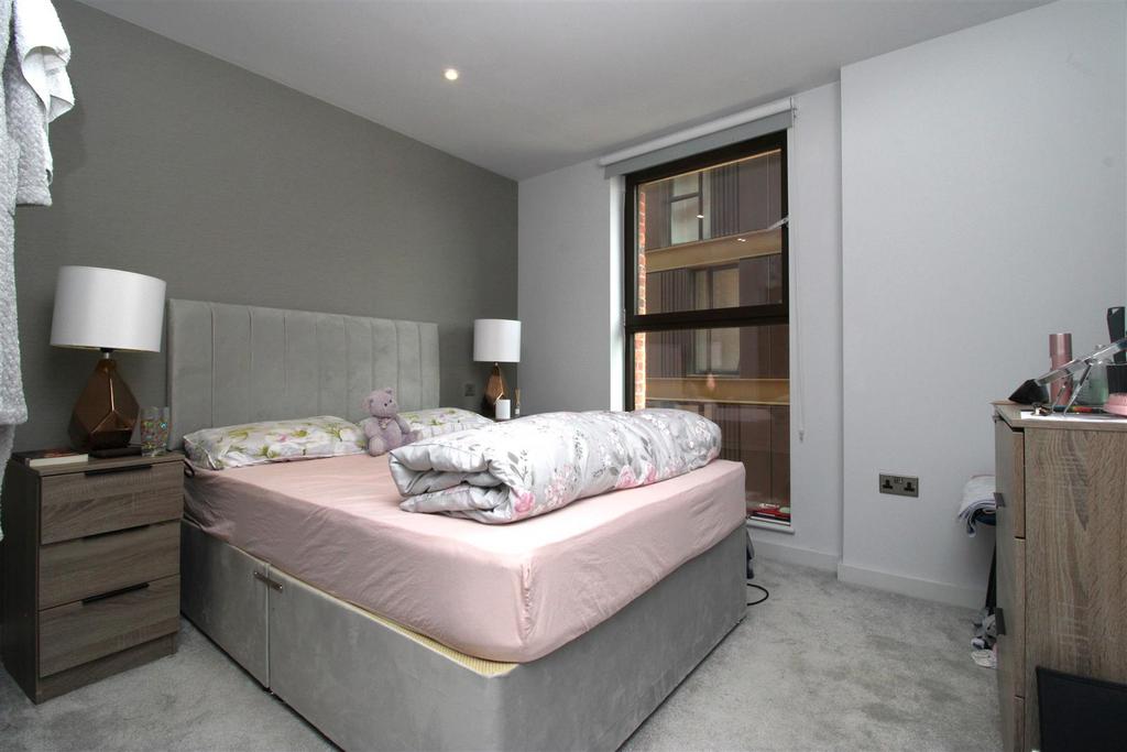 Bedroom 2 .JPG