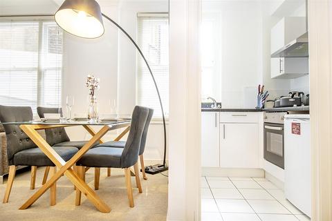 1 bedroom flat to rent - Hill Street, Mayfair, London W1J