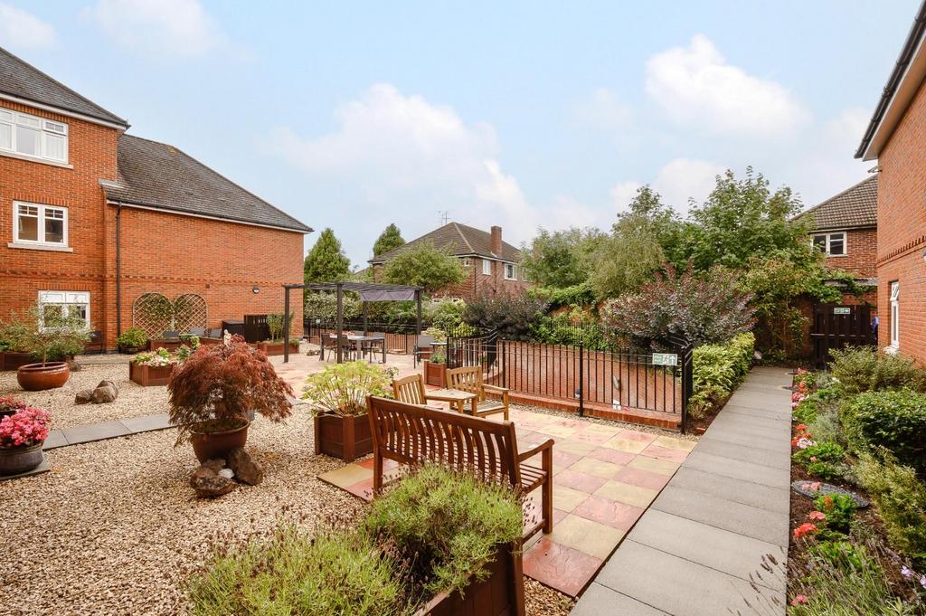 9 Laurel Grange-12.jpg