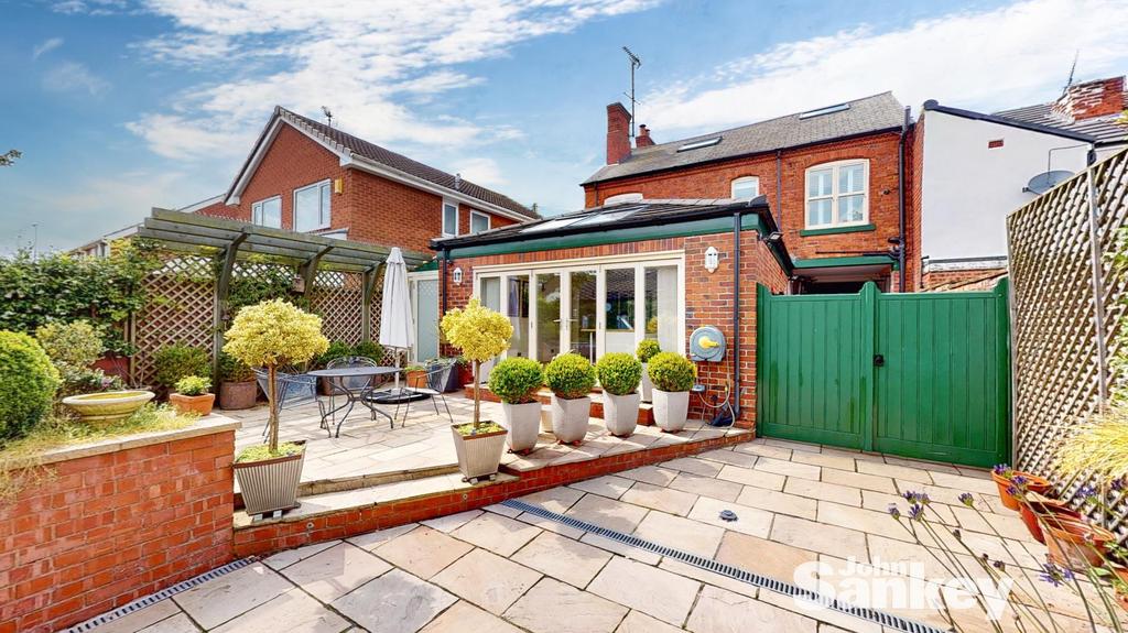 Fern Street, SuttonInAshfield 3 bed house for sale £320,000
