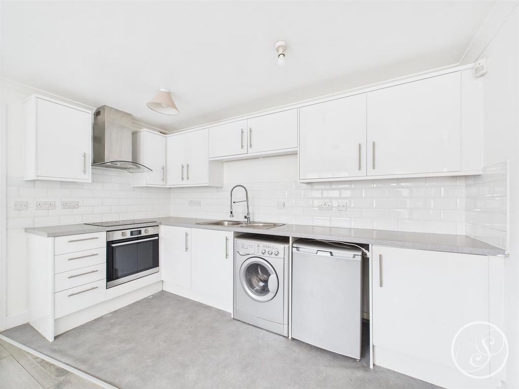 Kitchen/Living Space