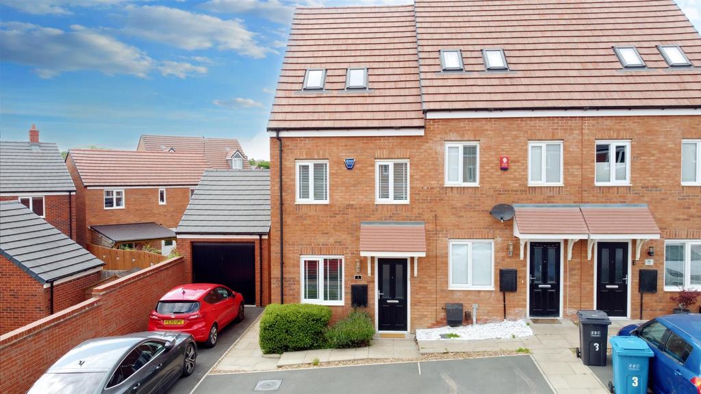Slater Way, Ilkeston 3 bed townhouse for sale £225,000
