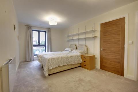 2 bedroom flat for sale, Waller Grove, Swanland