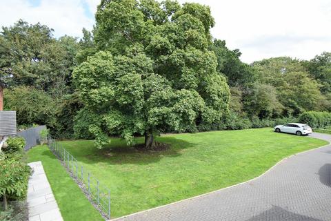 9 Brace Gardens, Doveridge, Ashbourne, DE6 5PF