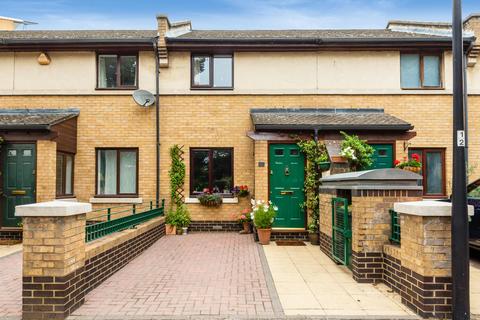 22 Hanover Avenue, London, E16 1SD