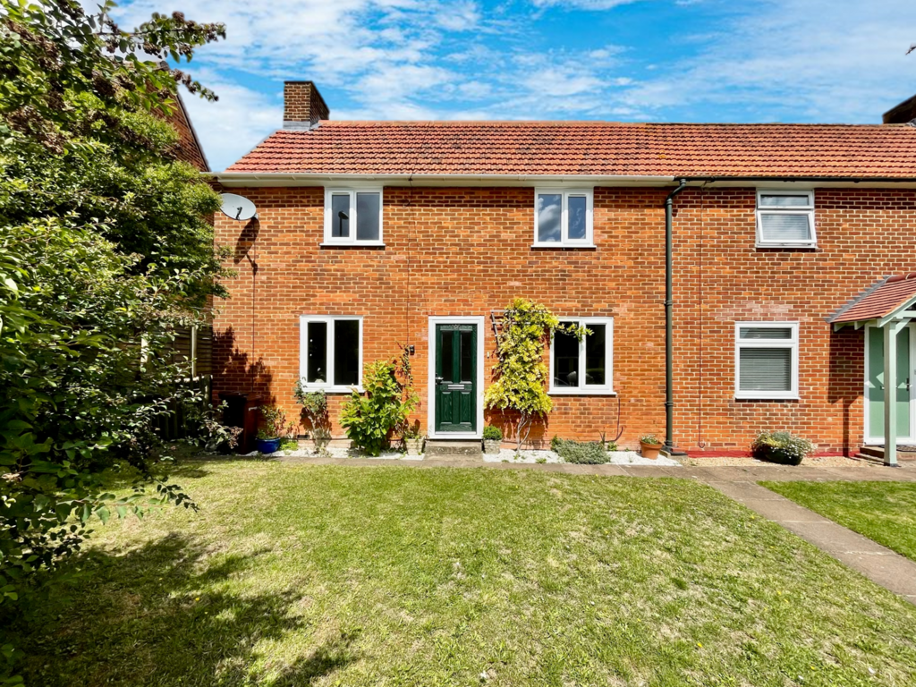 Stanmore Lane, Winchester 3 bed semidetached house for sale £395,000