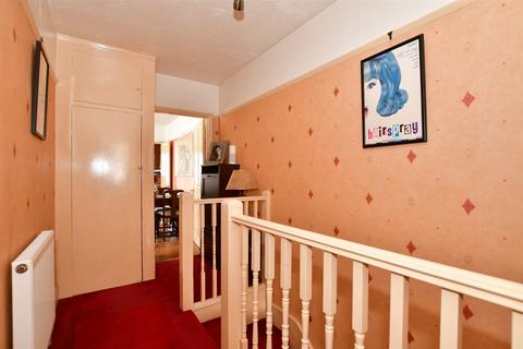 1026 High Road, Romford, RM6 4BA