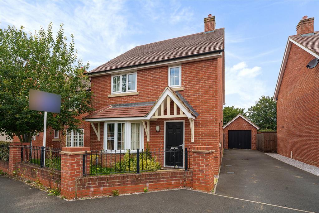 Gold Furlong, Marston Moretaine, Bedfordshire, MK43 4 bed detached house for sale £400,000