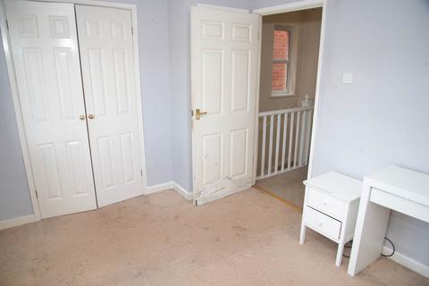 5 Bluebird Way, London, SE28 0HY