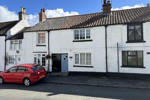 2 bedroom house to rent, Hunmanby Street, Muston