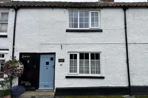 2 bedroom house to rent, Hunmanby Street, Muston