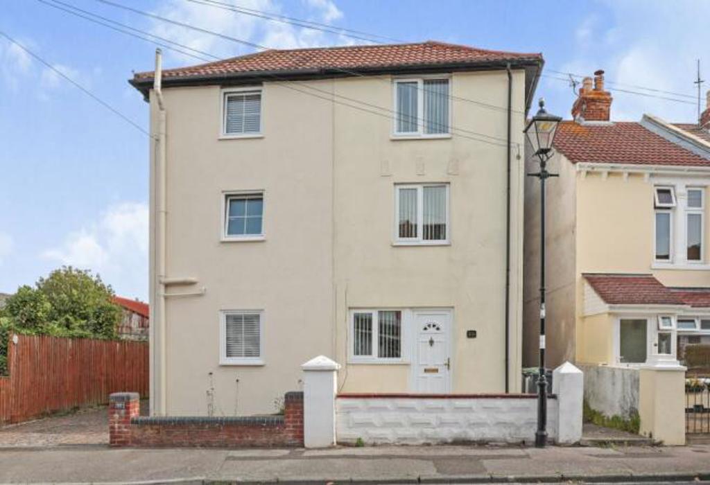 Priory Road, Gosport, Hampshire 4 bed semidetached house for sale £