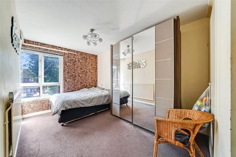41 Aidan Close, Dagenham, RM8 3LE