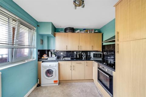 41 Aidan Close, Dagenham, RM8 3LE