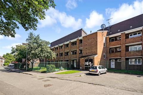 41 Aidan Close, Dagenham, RM8 3LE