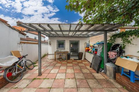 1 Bixley Close, Southall, UB2 4EL