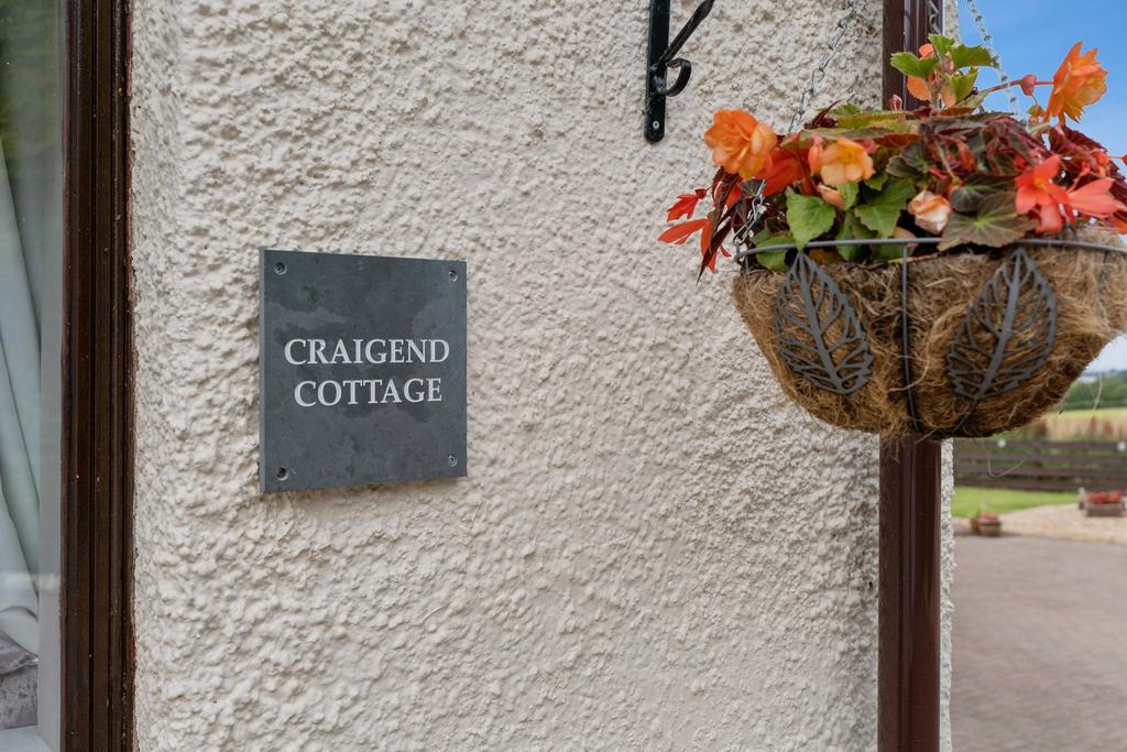 Craigend Road, Auldhouse, South Lanarkshire, G75 9DR 3 bed detached house for sale £455,000