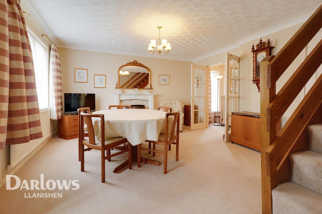 Camelot Way, Cardiff 4 bed detached house for sale £460,000