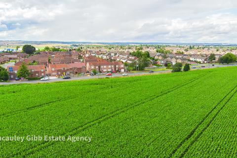 4 bedroom detached house for sale, Hunster Grange Cottages, Rossington DN11